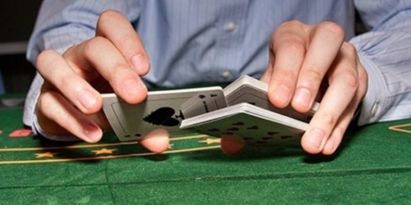 Vòng cược Turn trong cách chơi Poker chuẩn chuyên gia